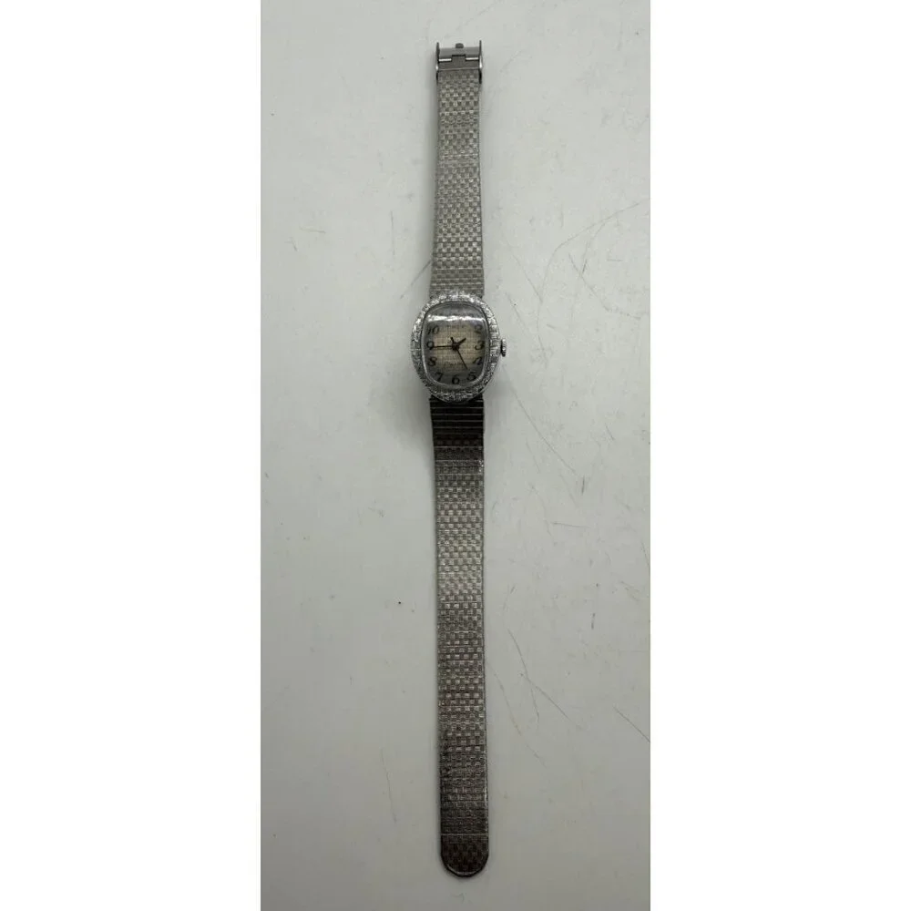 Vintage Women's Timex Electric Silver Tone Oval Watch Stainless Steel Bracelet
